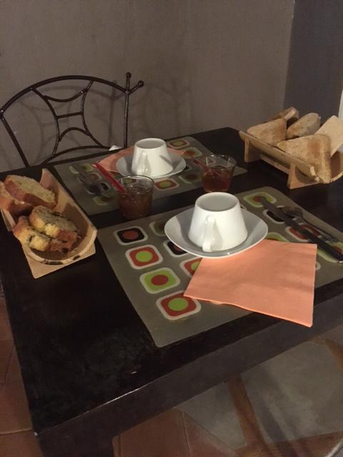 Esprit D'Ailleurs Bed and Breakfast Baillargues Buitenkant foto