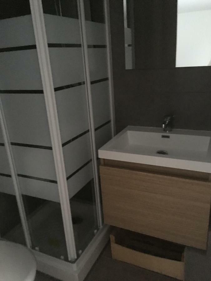 Esprit D'Ailleurs Bed and Breakfast Baillargues Buitenkant foto